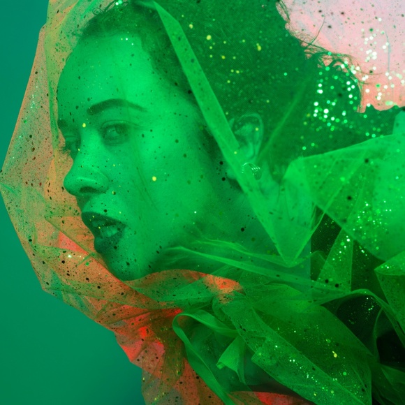 Meet your Posher, Jennifer - Picture 3 of 5